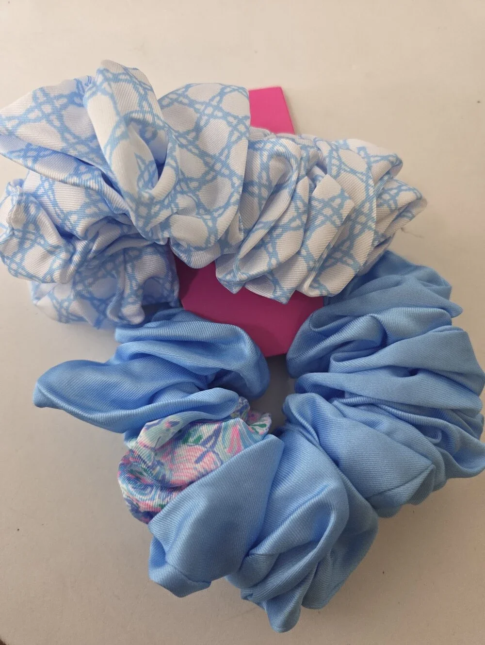 Lilly Pulitzer Large Hair Scrunchie Set Of 2 Soleil It On Me And Frenchie Blue